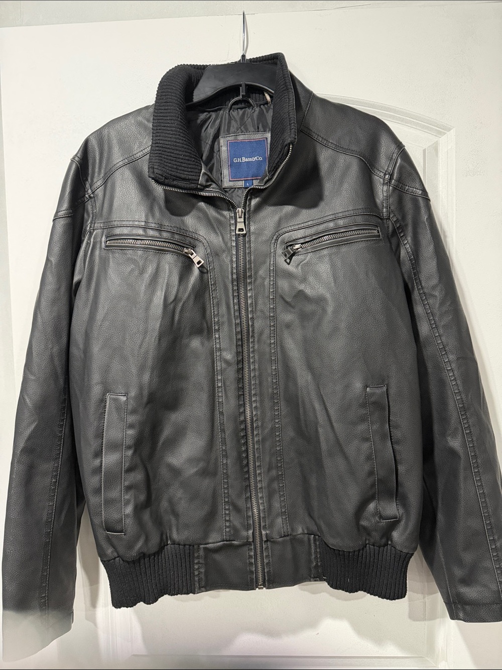 G.H. Bass & Co. Black Leather Bomber Jacket with Ribbed Hem - Picture 3 of 5